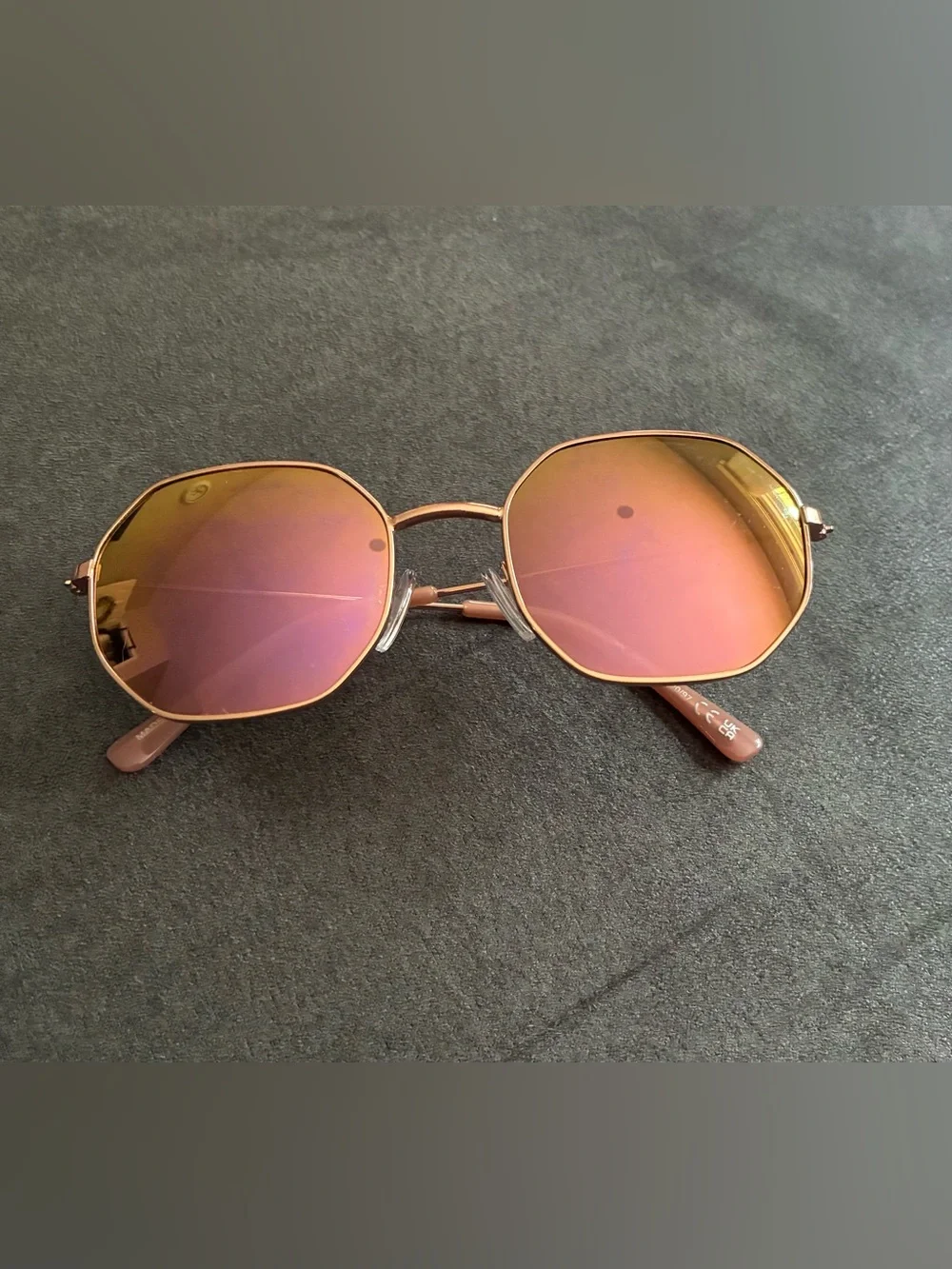 NWOT. Zara Kids Geometric Gold Frame/Pink Mirror Lens Sunglasses.